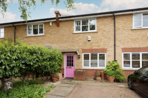 Two Bedroom Terraced House With Parking Close To Victoria Park